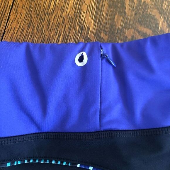 Fila Black Workout Leggings With Blue Band at Waist - Picture 5 of 16